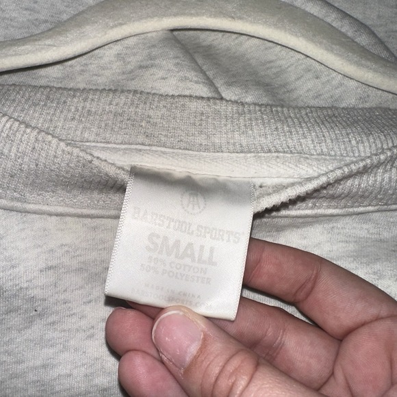 Barstool Sports Women Gray Crewneck "Be a Decent Human" Embroidered Size Small - Picture 7 of 9